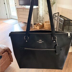 Coach tote